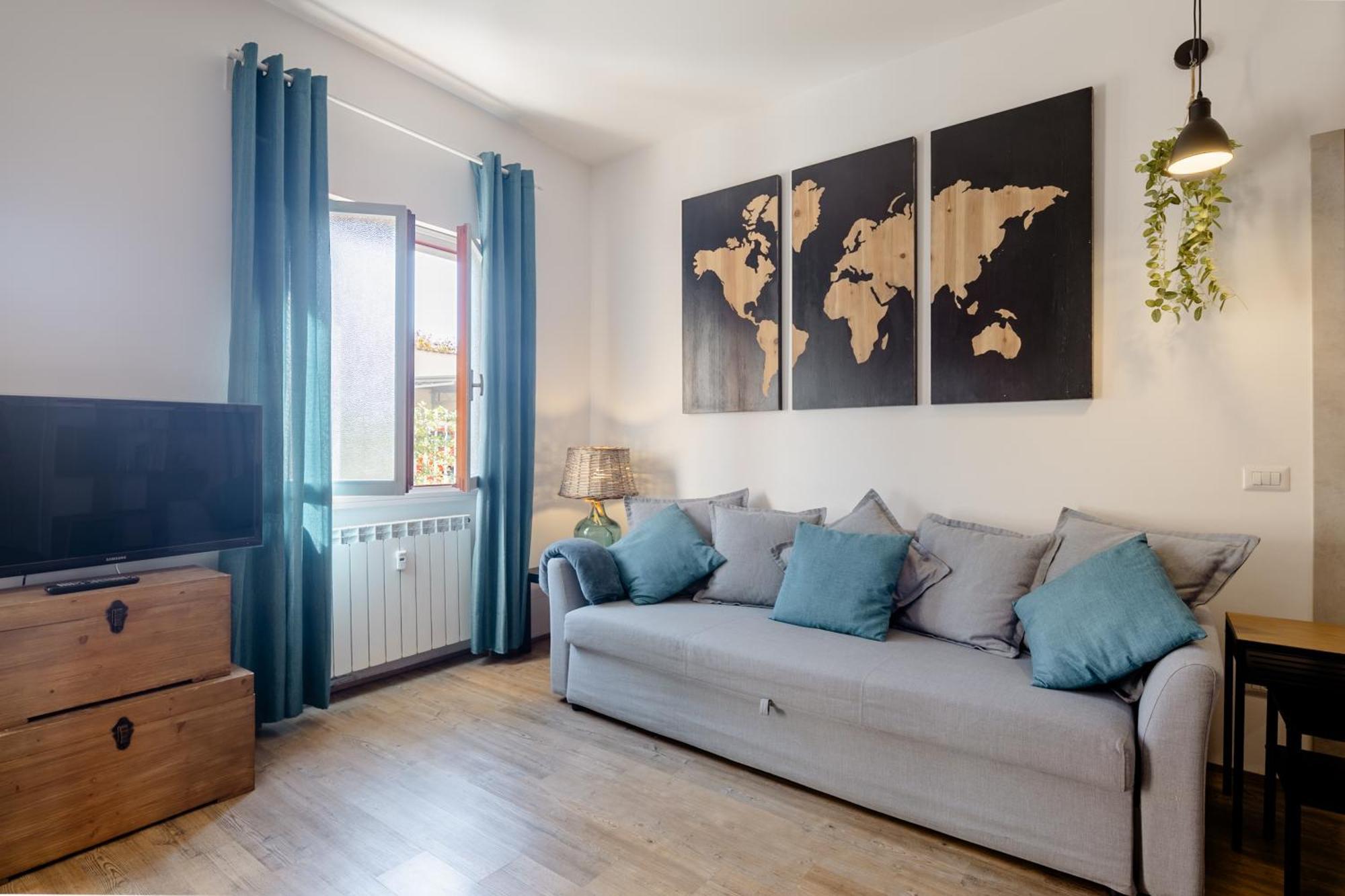 פירנצה Open The Classic Wooden Shutters At A Cozy City Nest מראה חיצוני תמונה